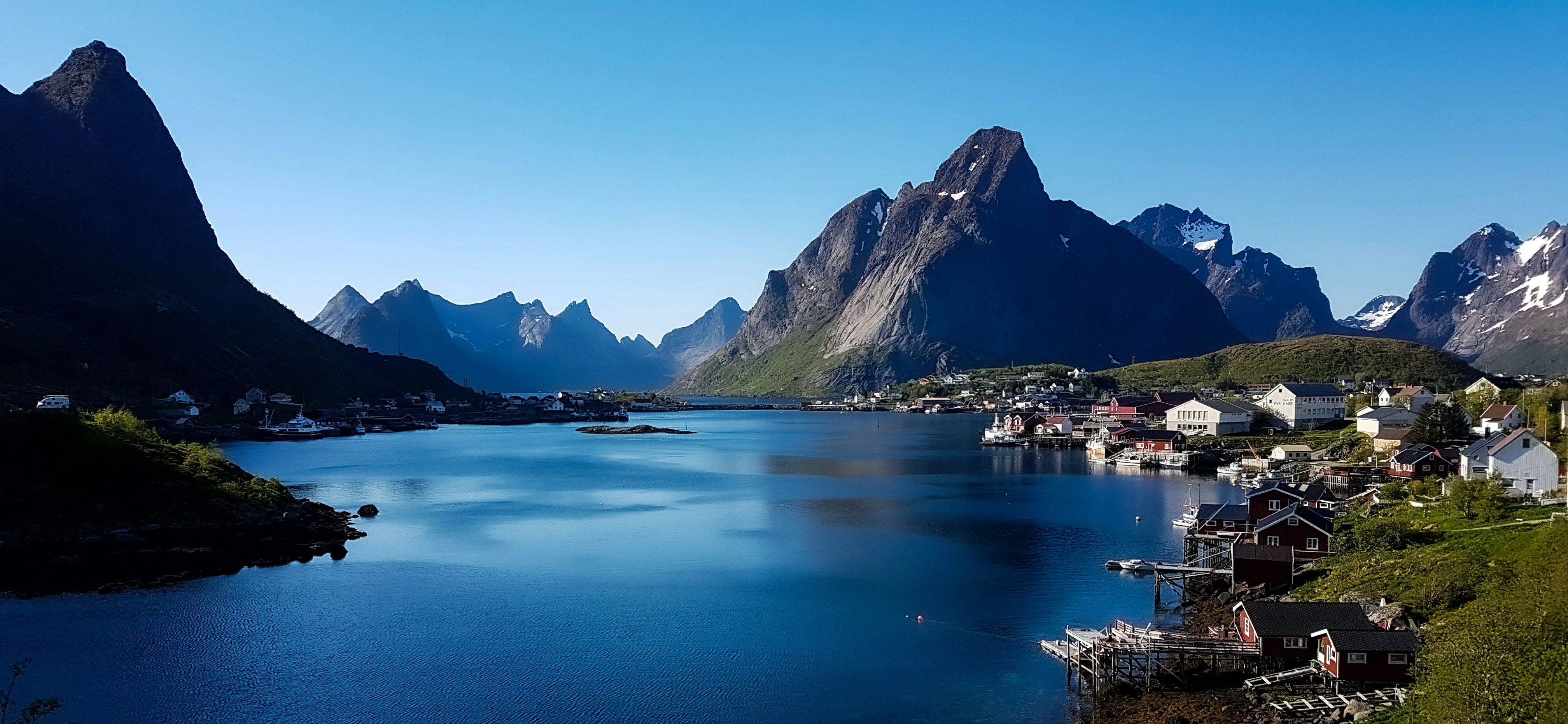 Día 4: La Costa Artística: Islas Lofoten